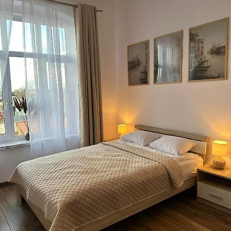 Tomaszów Mazowiecki Apartament Piaskowy Kollataja מראה חיצוני תמונה